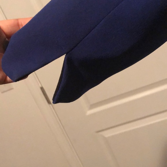 Blazer with slit sleeve - Picture 4 of 4